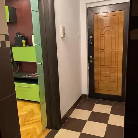 Modern Apartment Pitesti Exterior photo