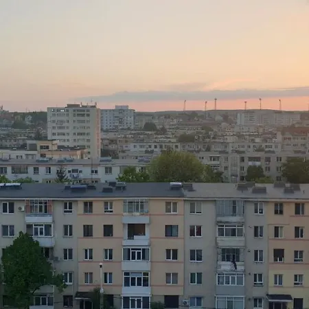 Modern Apartment Pitesti Exterior photo
