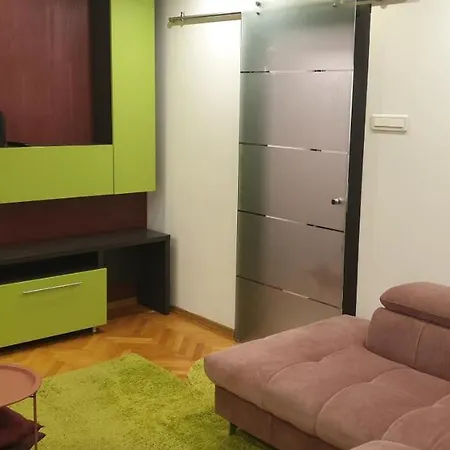 Modern Apartment Pitesti Exterior photo